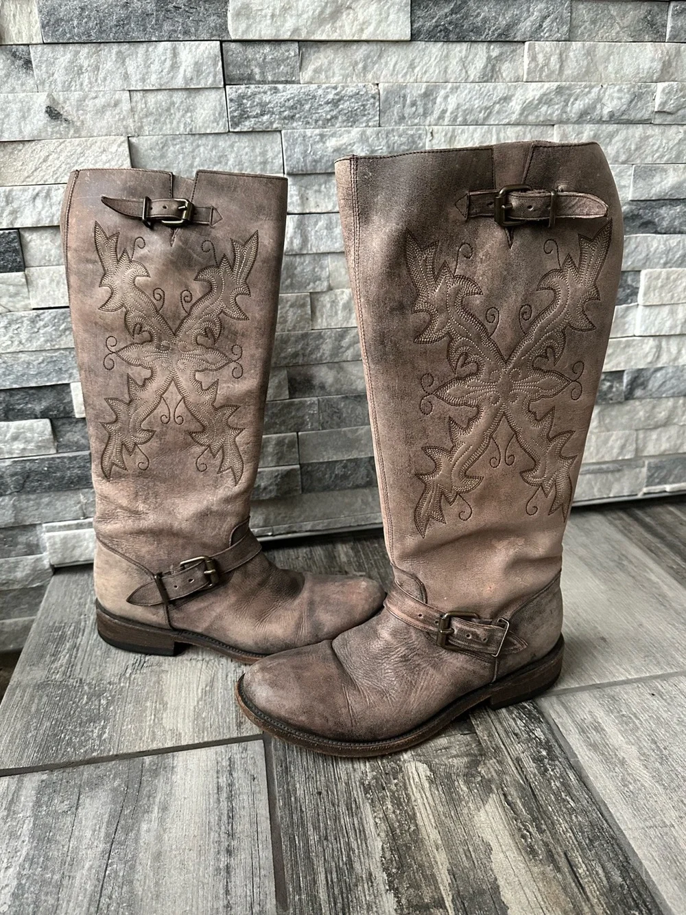 MIZ MOOZ Leather Western Ankle Booties Size 9